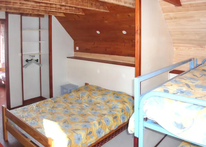 Au Tholy Avec Piscine Partagee 木屋 *